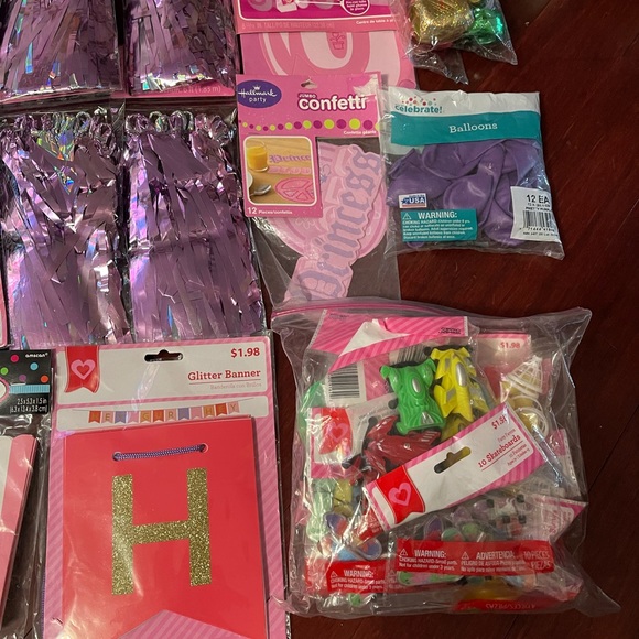 Lot of 100+ Party supplies!! Lavender & Pink color - Picture 6 of 14